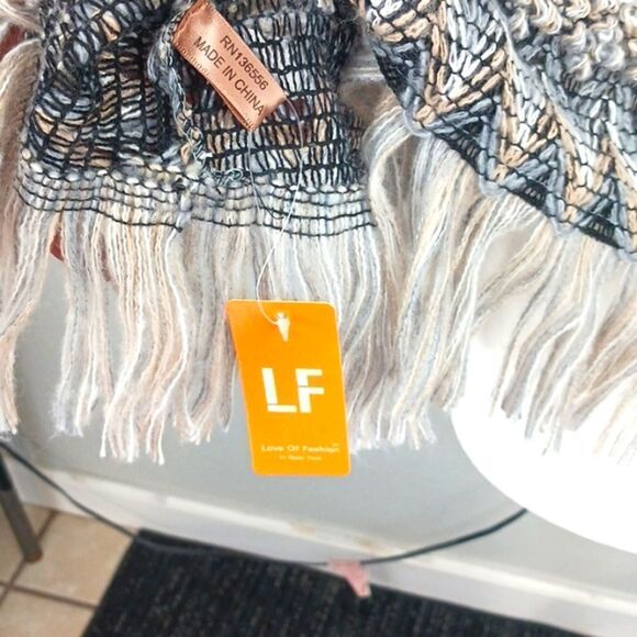 Women's boho gypsy fringe knit neutral textured poncho 70's fairycore one size - Picture 8 of 9